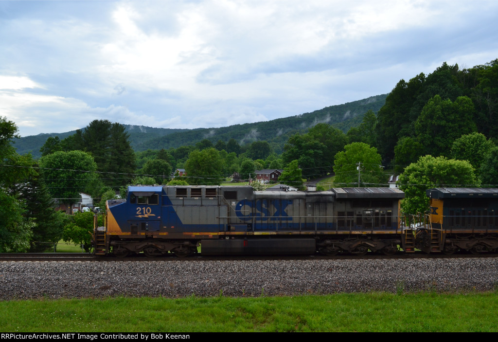 CSX 210